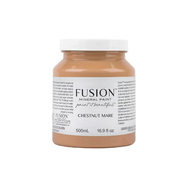 Fusion™ Chestnut Mare murrettu oranssi mineraalimaali huonekaluihin.