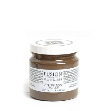 Fusion™ Antiquing Glaze ruskea kuullote 250 ml maalattujen pintojen patinointiin.