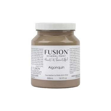 Fusion Mineral Paint on loistava valinta niin diy harrastajalle kuin ammattilaiselle. Entisöinti ja perinnemaalaus onnistuu myös Fusionilla. Sävyjä on yli 60. Fusion on myrkytön ja helppo mineraalimaali. Kalkkimaali ja huonekalumaali kalpenee tämän rinnalla! Algonquin on tumma beige, joka sopii joka paikkaan!
