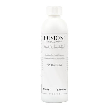Fusion™ TSP Alternative on vesipohjainen maalipesu, jota käytetään pintojen perinpohjaiseen puhdistamiseen ennen maalaamista. Se poistaa tehokkaasti öljyn, rasvan, sormenjäljet, tahrat ja muut epäpuhtaudet. Turvallinen käyttää kaikilla pinnoilla (puu, maali, kipsi, melamiini, muovit, metallit ja lasi).