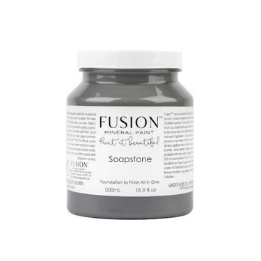 Fusion™ Soap Stone moniulotteinen tummanharmaa maalisävy.