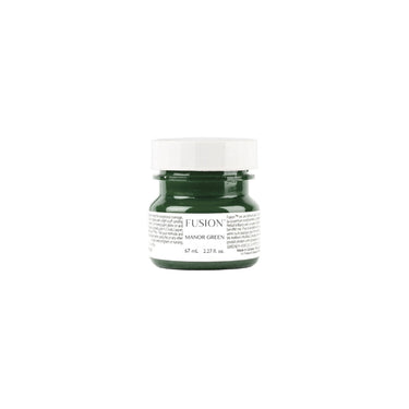 Fusion™ Manor Green lähes musta vihreä mineraalimaali huonekaluihin.