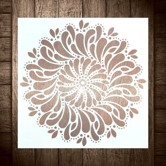 Mandala kuvioinen sabluuna kalusteen, seinän, lattian tms. koristeluun. Koko: 30x30cm.