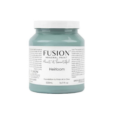Heirloom vaalea turkoosi Fusion™ kalustemaali lipaston maalaukseen.